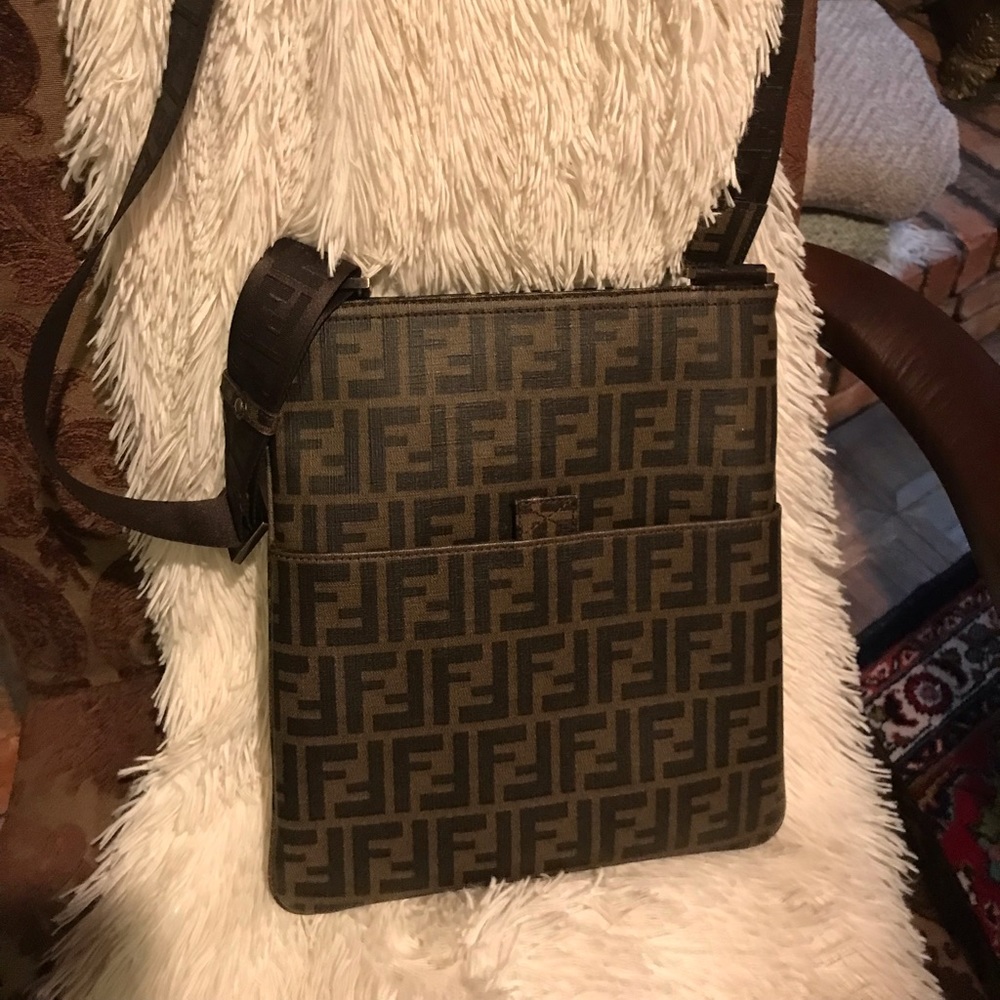 Fendi purse